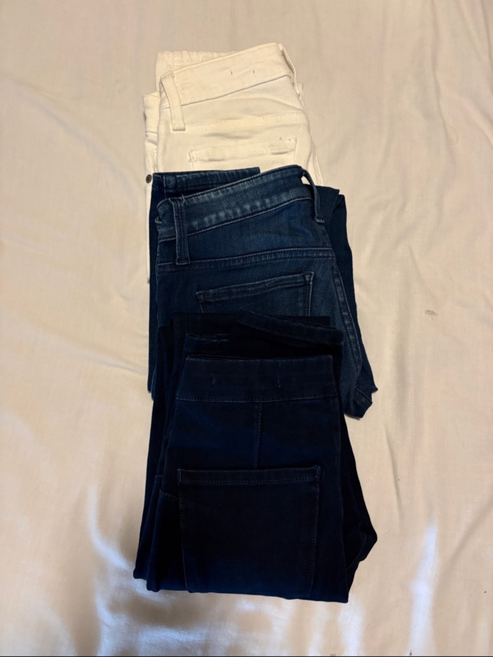 Guess Women’s Skinny Jeans - White, Dark Blue, Black